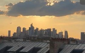 Etage D'Un Duplex Au 17Eme Arr De Paris , Vue Sur Le Defense, A 10Min Des Champs Elysee